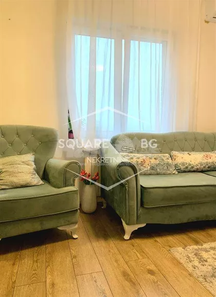 Zorice Božović | 4zida.rs