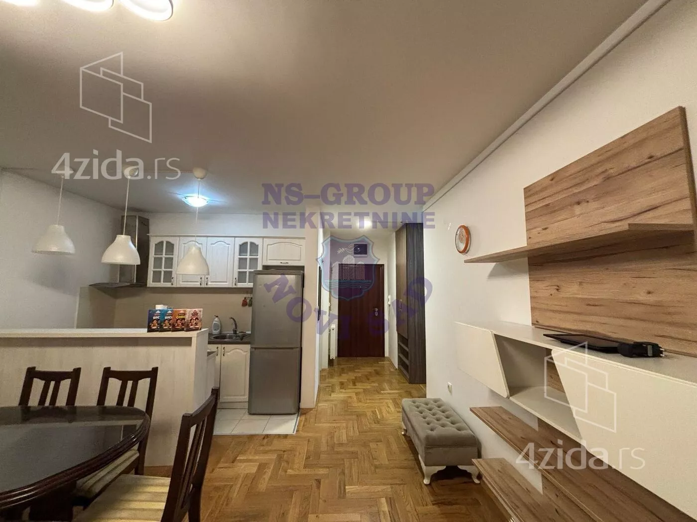 Troiposoban stan | 4zida