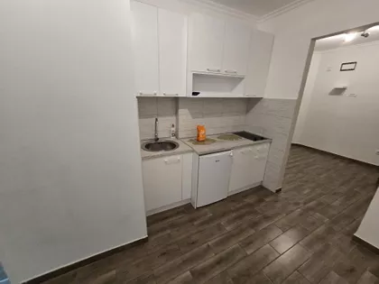 Vase Čarapića | 4zida.rs