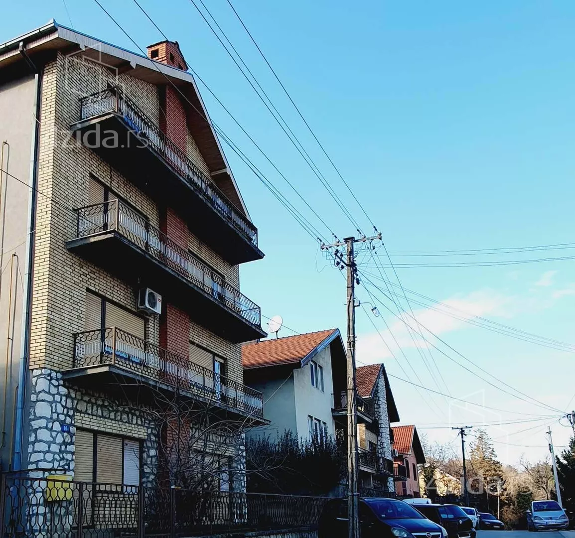 4-etažna kuća | 4zida