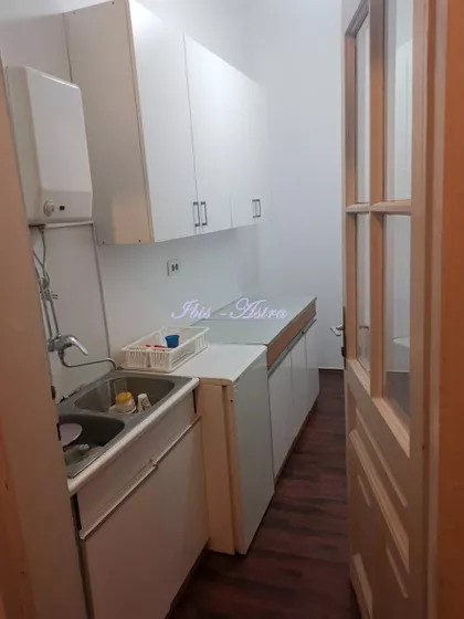 Francuska | 4zida.rs