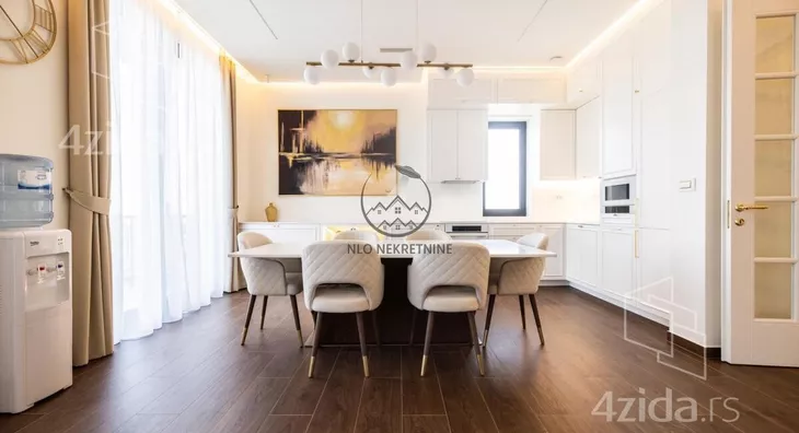 Petosoban stan | 4zida