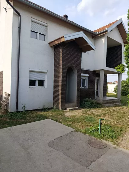 Kralja Radoslava | 4zida.rs
