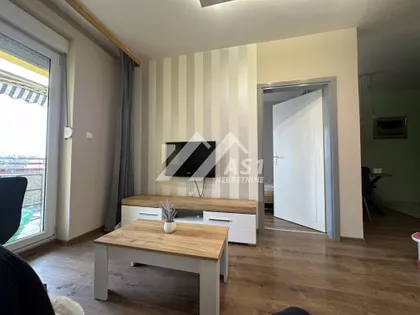 Bulevar Cara Lazara | 4zida.rs