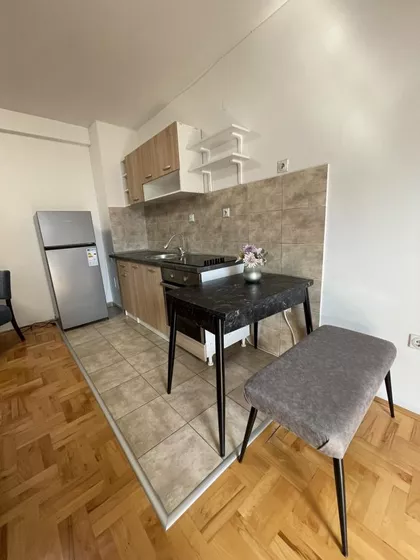 Crveni Krst | 4zida.rs