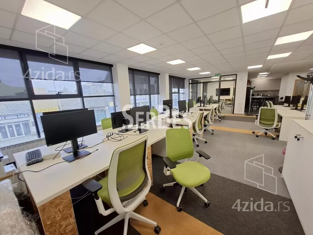 Poslovni prostor | 4zida
