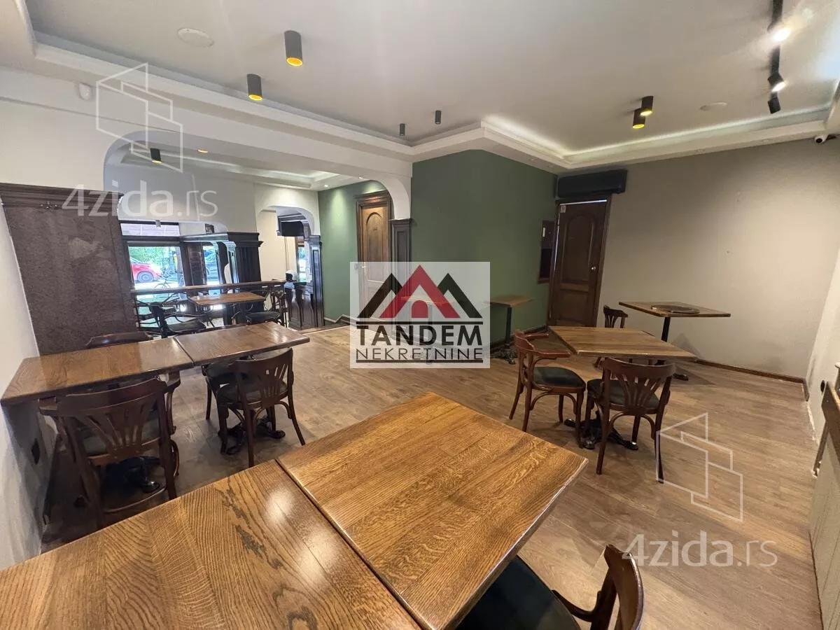 Lokal | 4zida