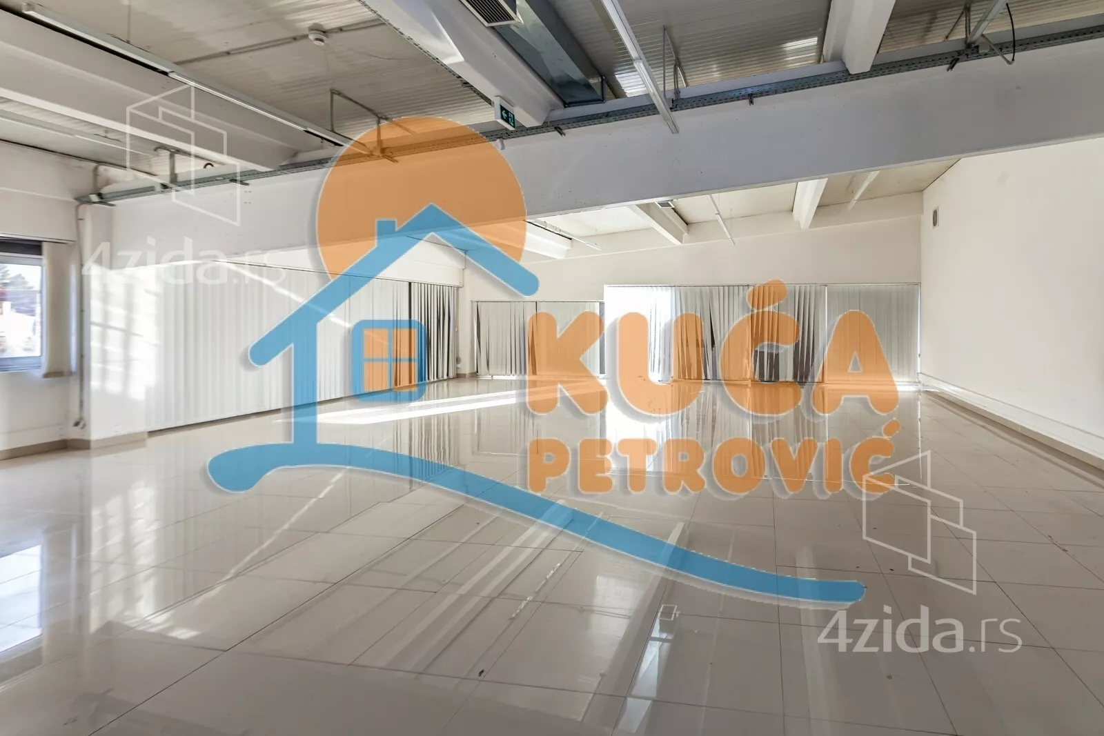 Lokal | 4zida