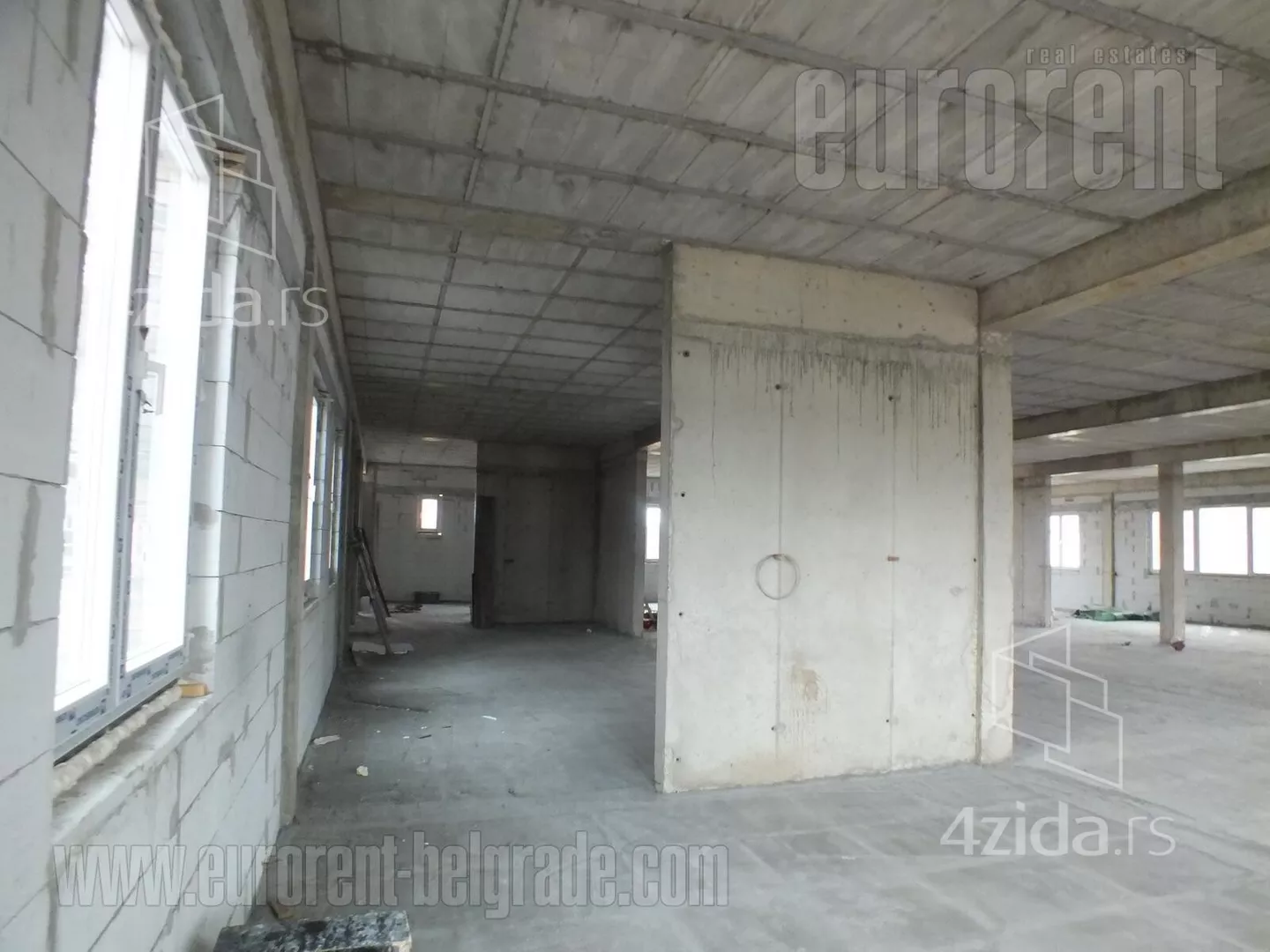 Poslovni prostor | 4zida