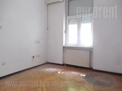 HILANDARSKA OKOLINA | 4zida.rs