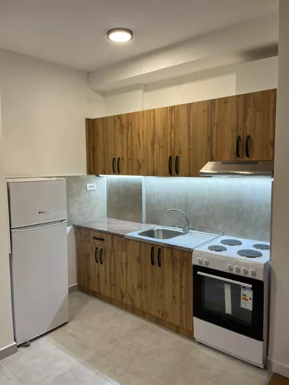 Milovana Gušića 99-102 | 4zida.rs