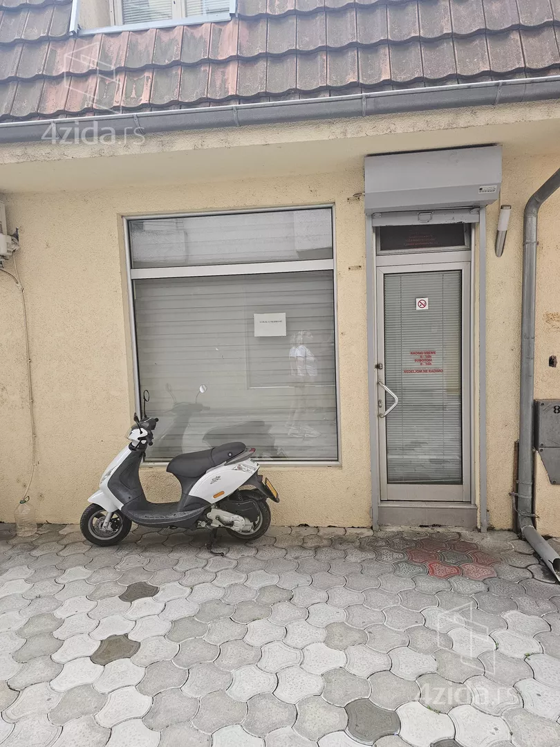 Lokal | 4zida