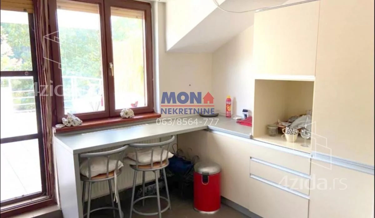 Šestosoban stan | 4zida