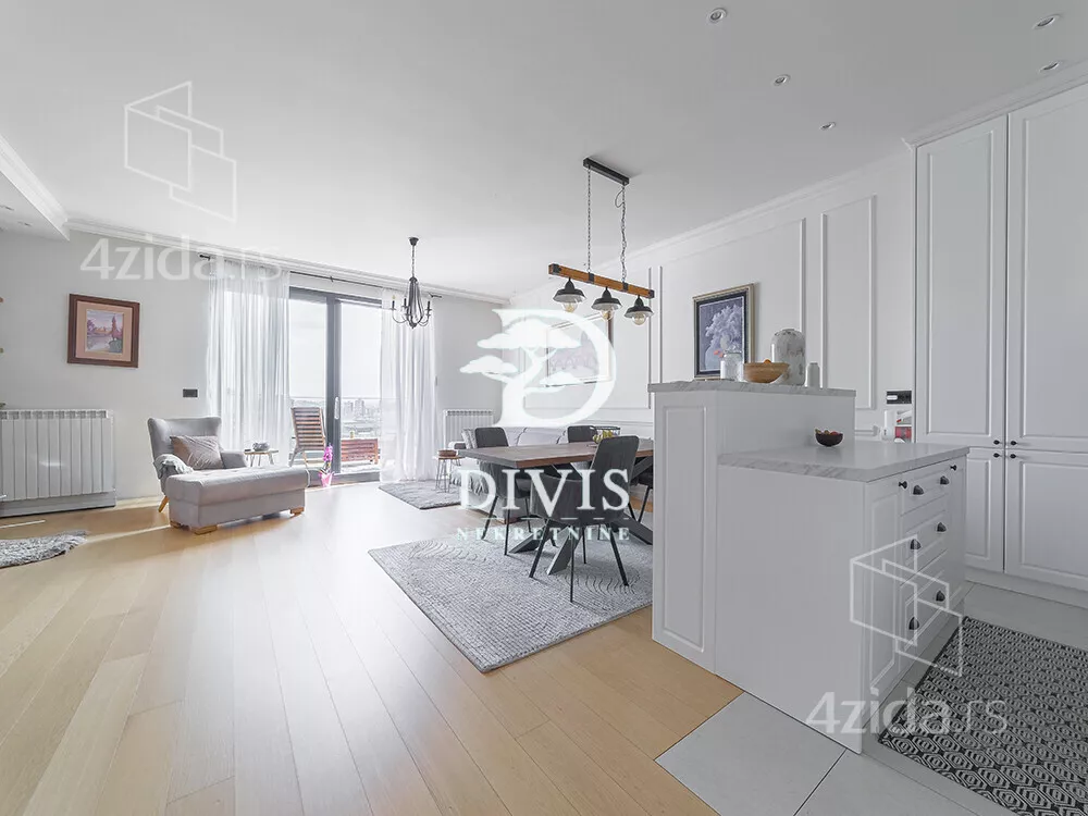 Četvorosoban stan | 4zida