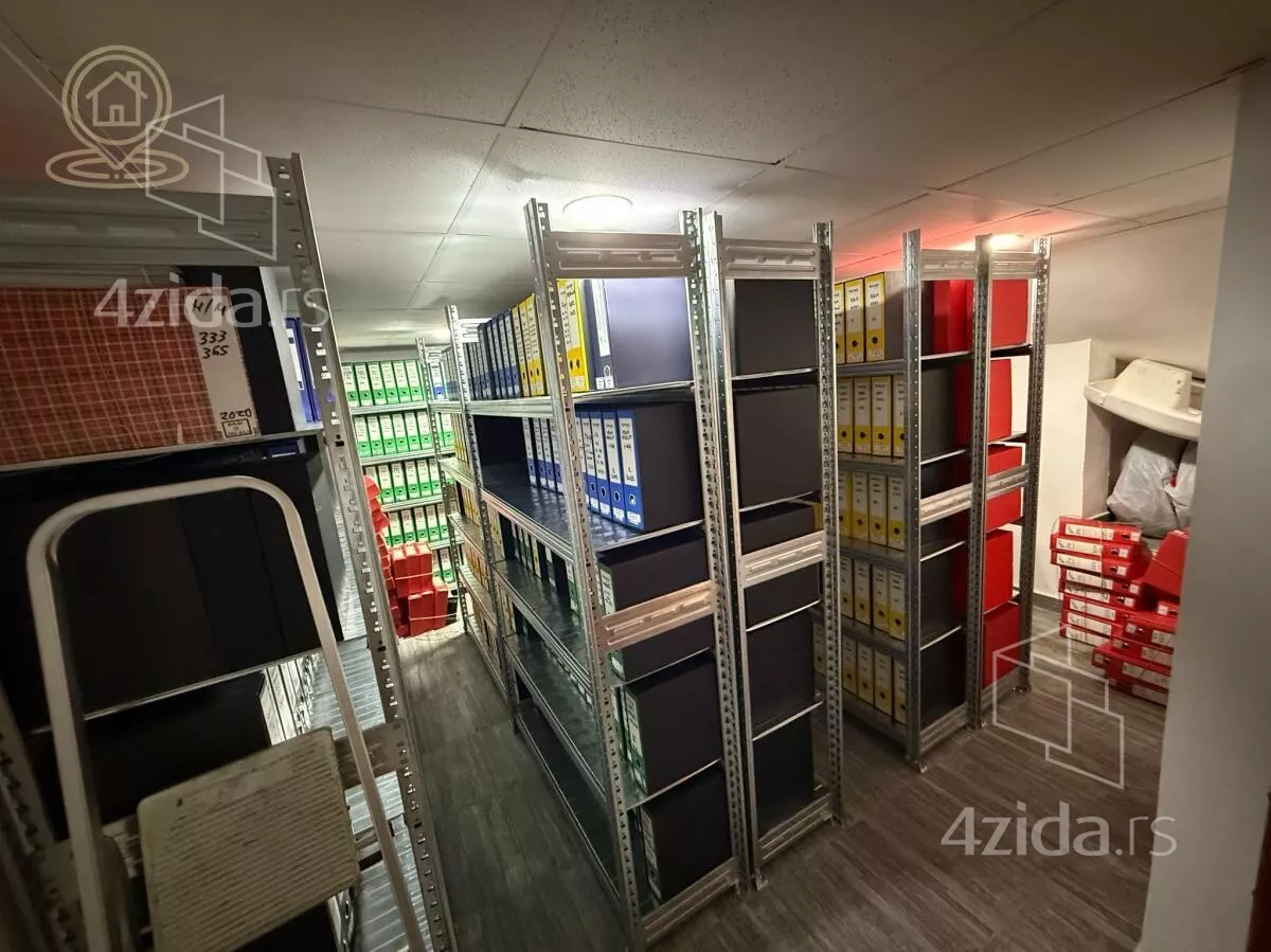 Poslovni prostor | 4zida
