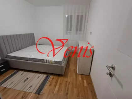 Gundulićeva | 4zida.rs