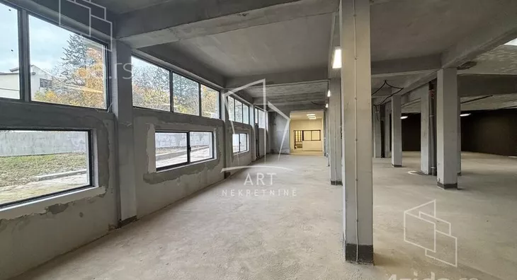 Poslovni prostor | 4zida