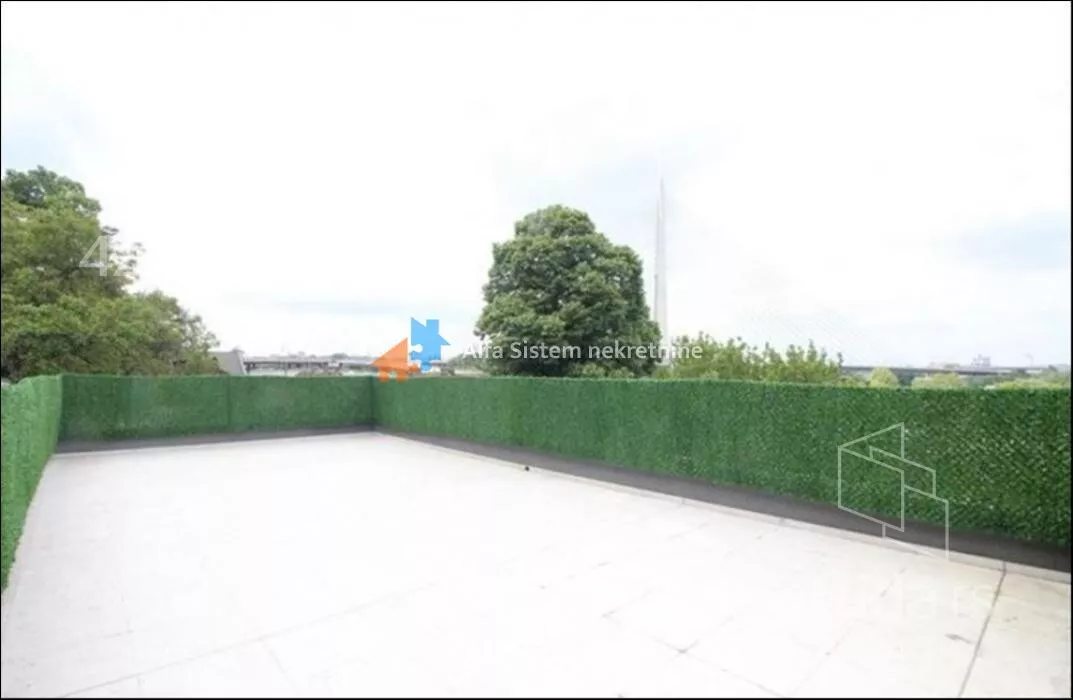 Petosoban stan | 4zida