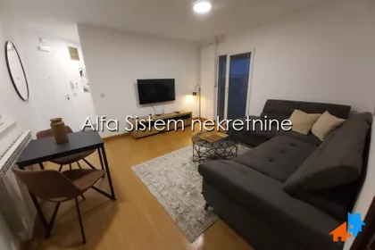 Studentski Trg | 4zida.rs