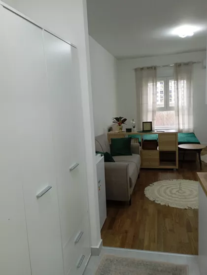 Milovana Gušića 101 | 4zida.rs