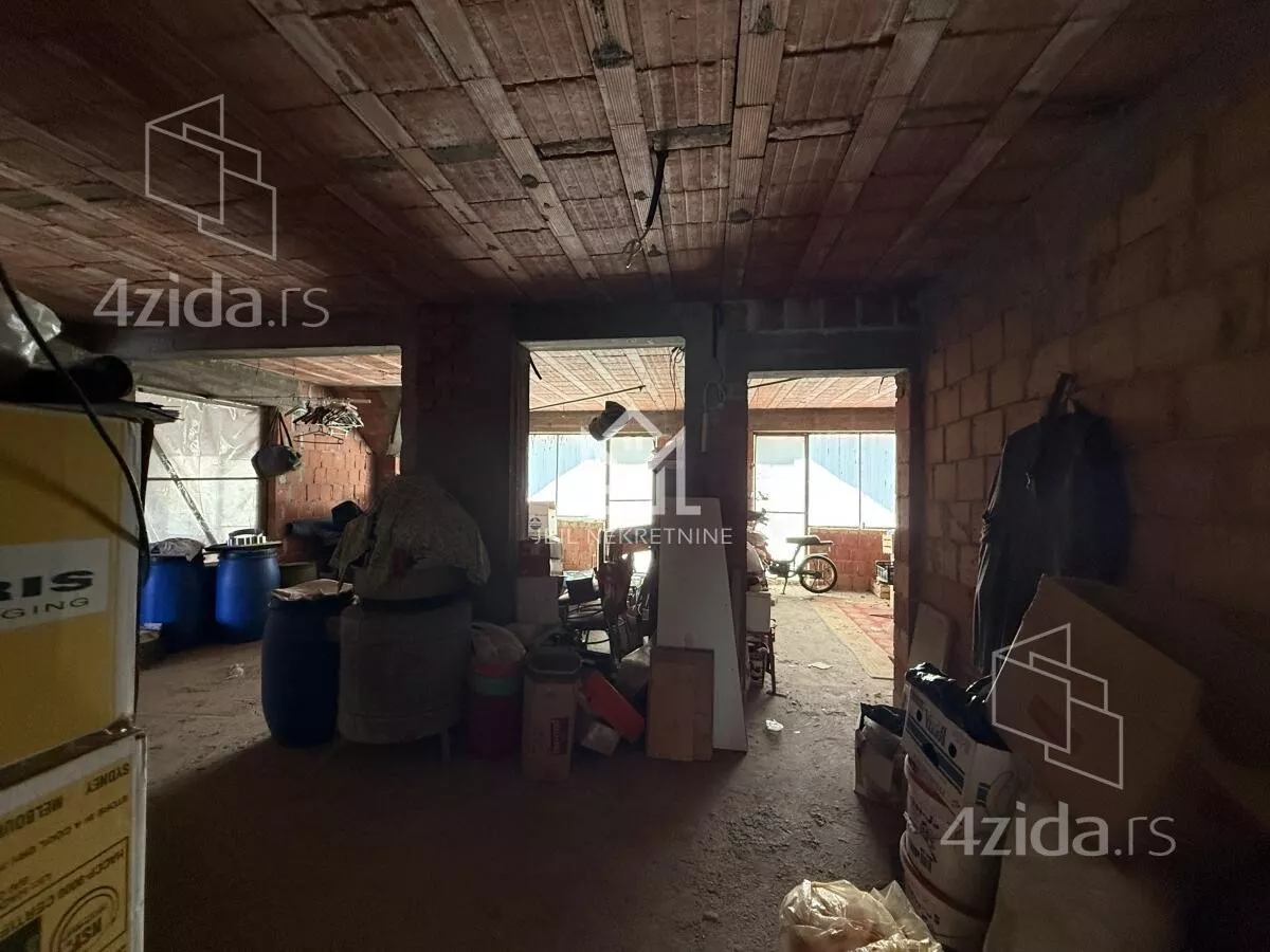 Kuća | 4zida