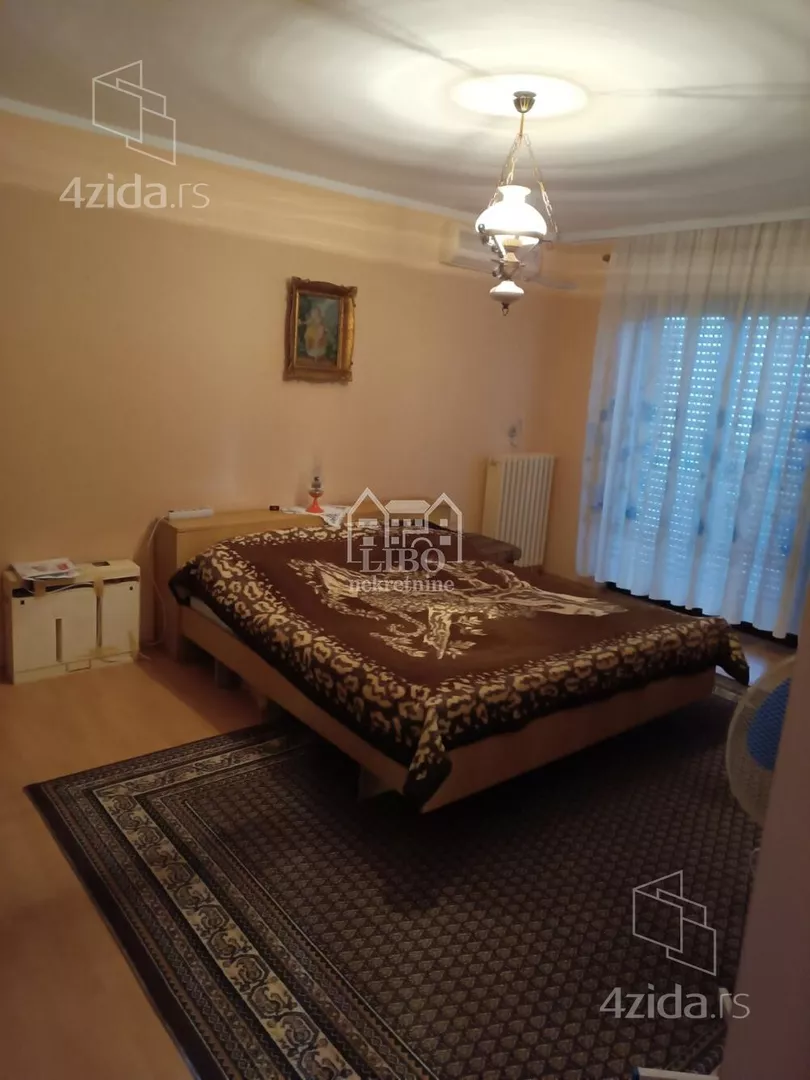 3-etažna kuća | 4zida