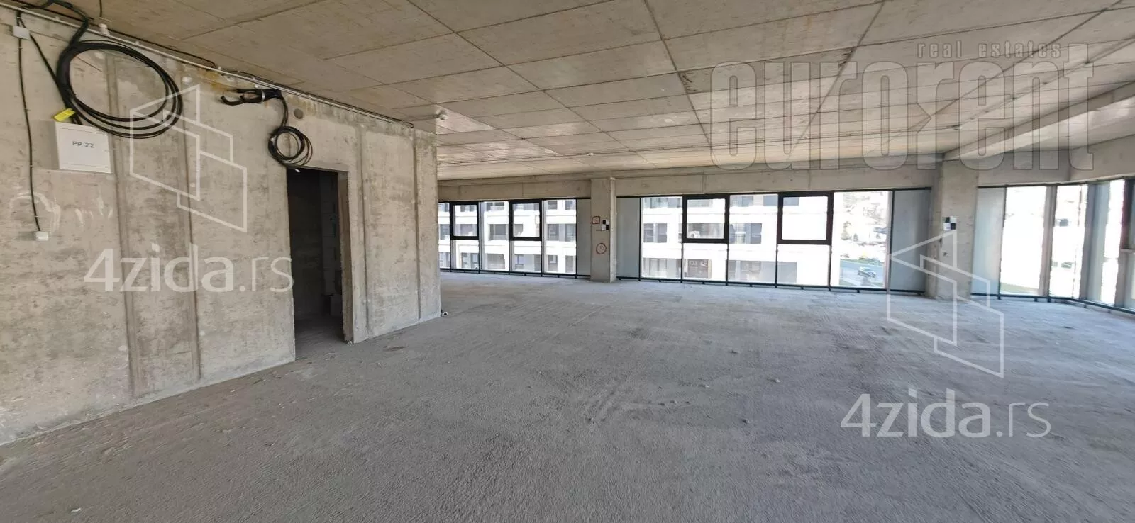 Poslovni prostor | 4zida