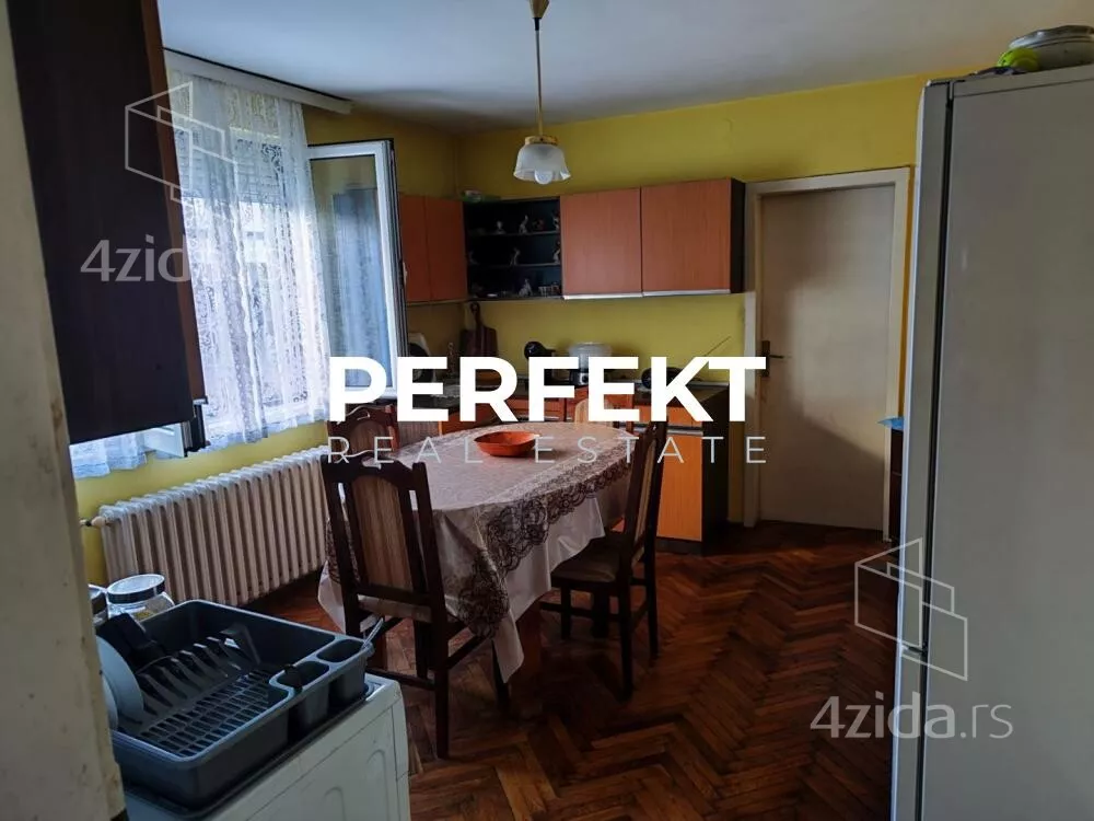 Kuća | 4zida