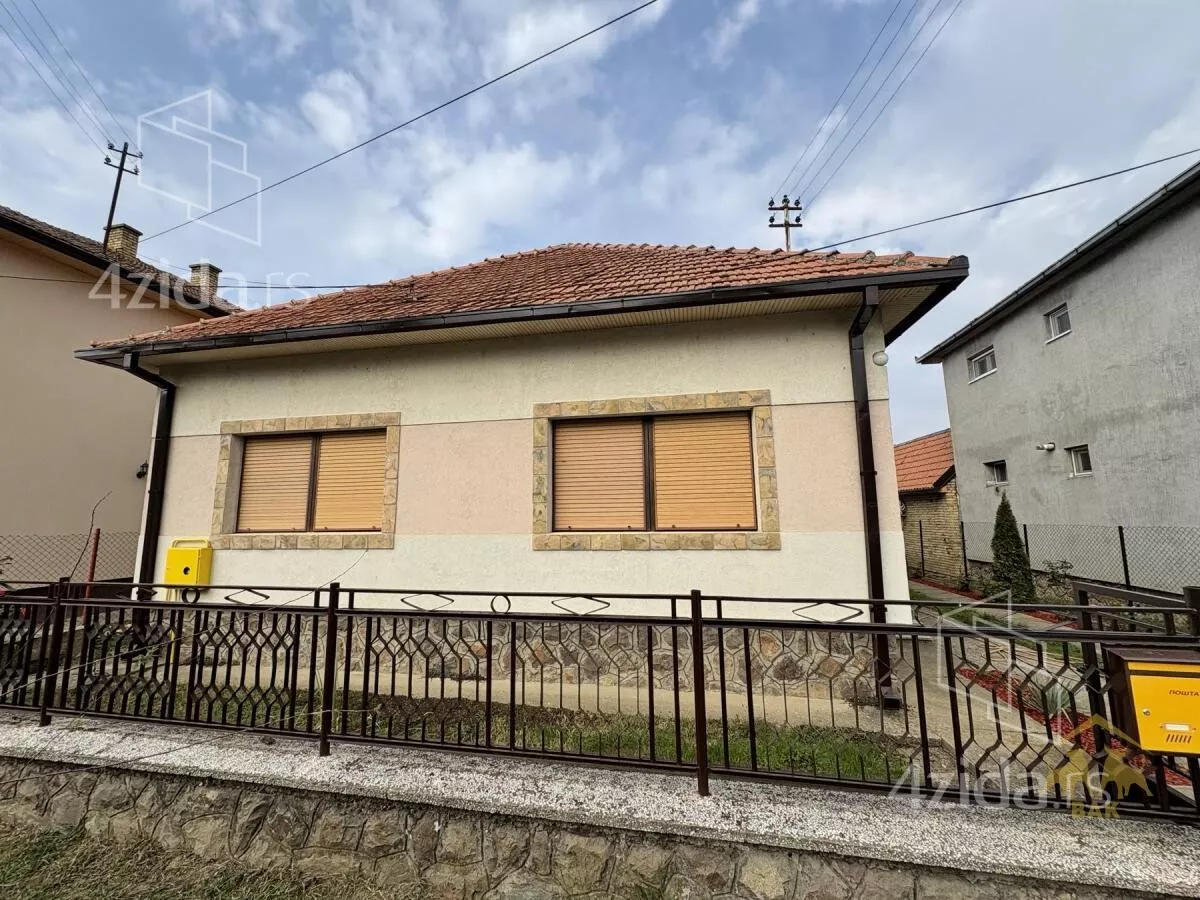 Kuća | 4zida