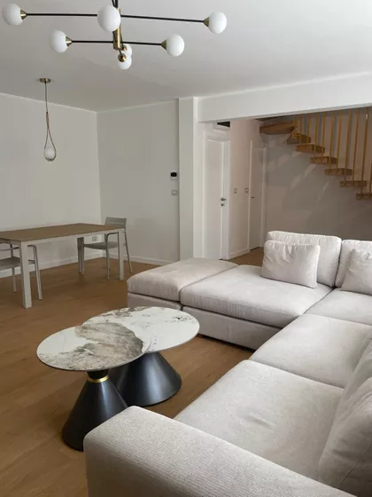 Ledi Pedžet | 4zida.rs