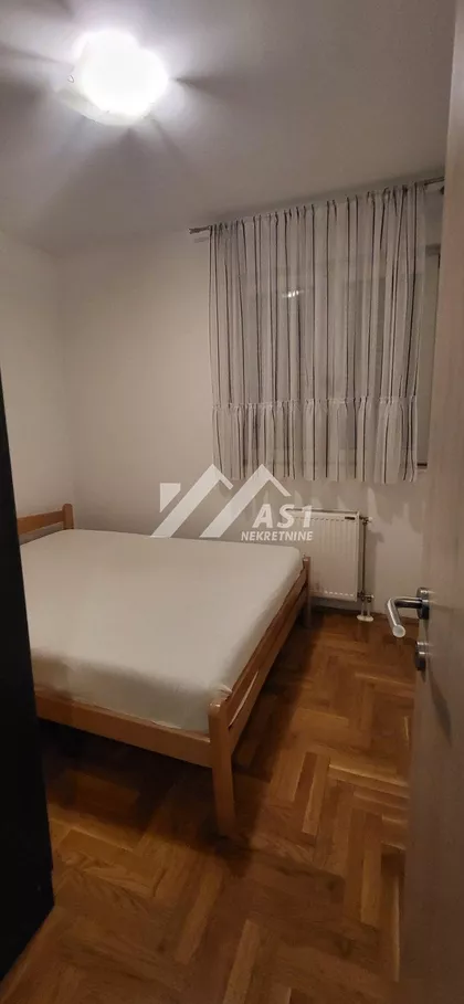 Vardarska | 4zida.rs