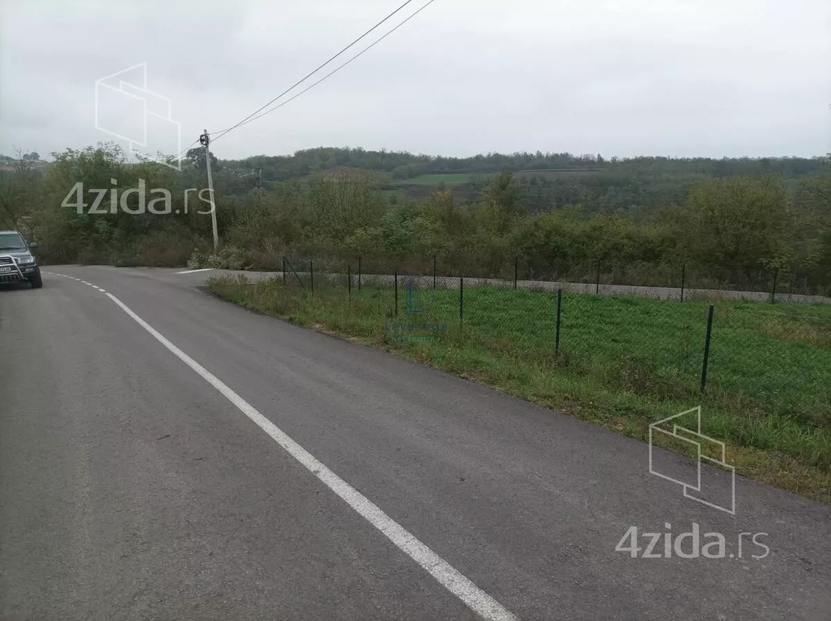 Plac | 4zida