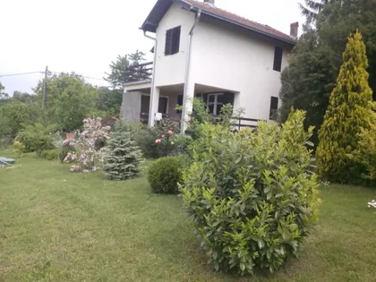 Čerević | 4zida.rs