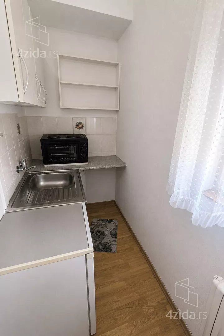 Garsonjera | 4zida