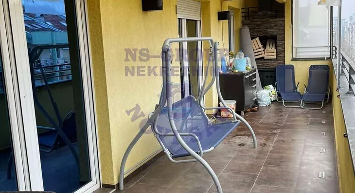 Sedmosoban stan | 4zida