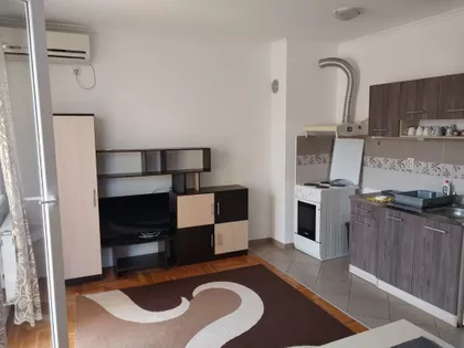 Radijalac | 4zida.rs