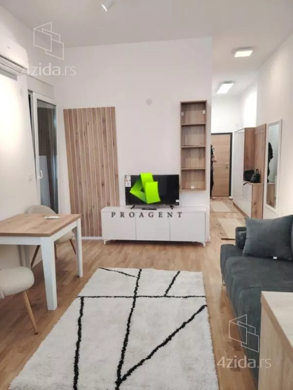 Garsonjera | 4zida