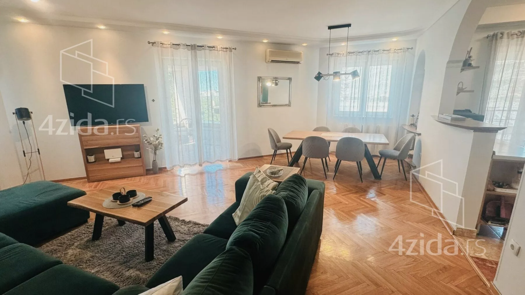 Četvoroiposoban stan | 4zida