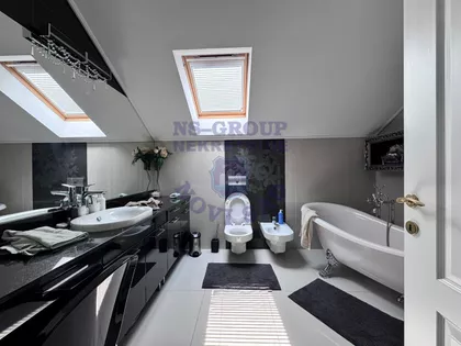 Lipov Gaj | 4zida.rs