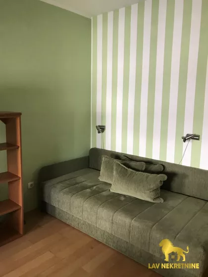 RADNIČKA | 4zida.rs