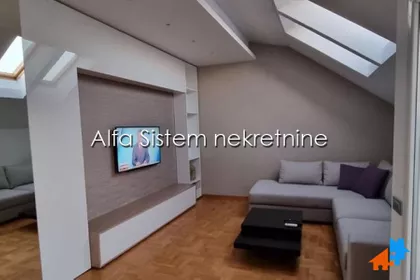 Crveni Krst Vračar | 4zida.rs