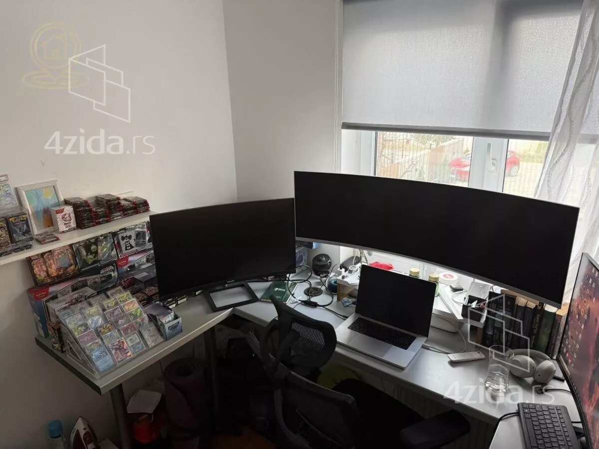 Dvoiposoban stan | 4zida