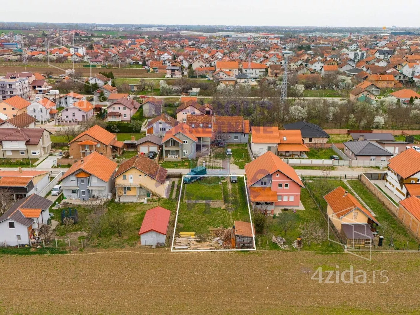 Građevinsko zemljište | 4zida