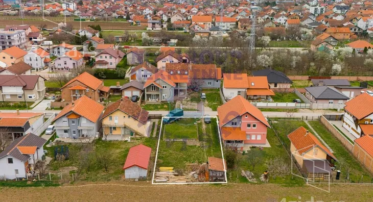 Građevinsko zemljište | 4zida