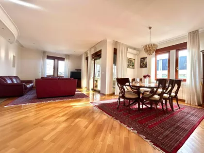 Patrijarha Varnave | 4zida.rs