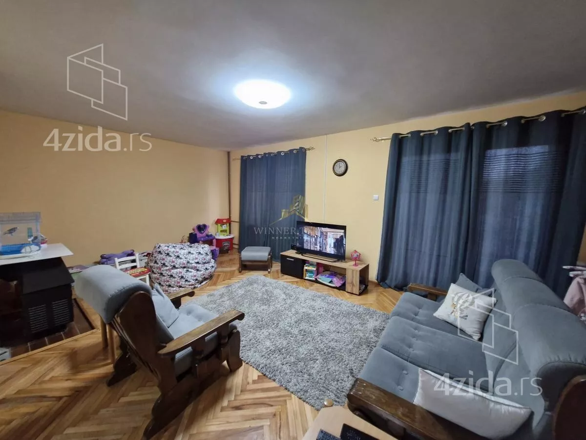 Kuća | 4zida