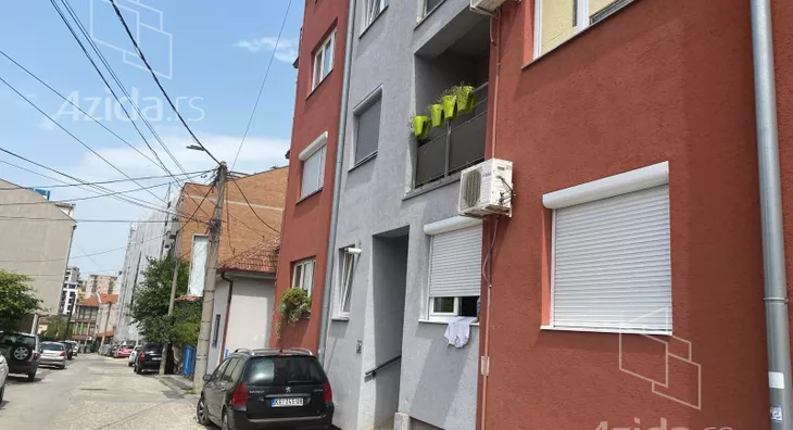 Garaža | 4zida