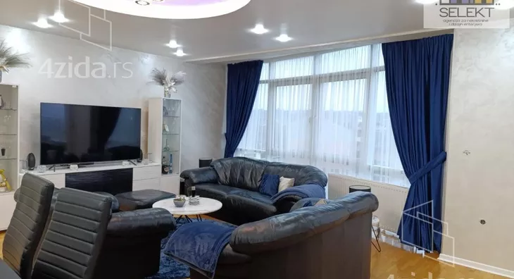 Četvorosoban stan | 4zida