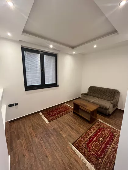 Svetosavska 11 | 4zida.rs