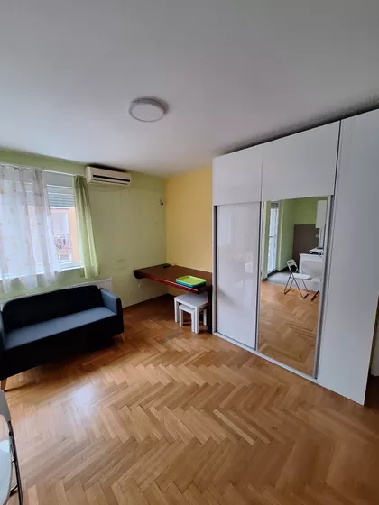 Lukijana Mušickog | 4zida.rs